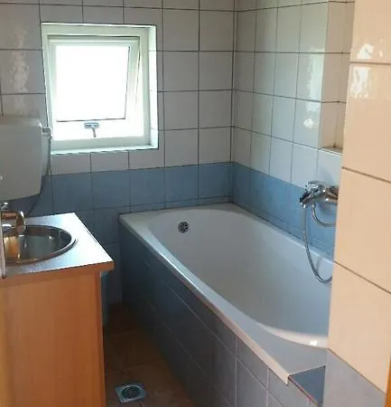 בית נופש Politeia Houses *